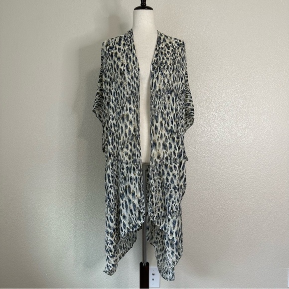 Lovestitch Leopard Open Front Kimono Coverup, One Size - Picture 1 of 12